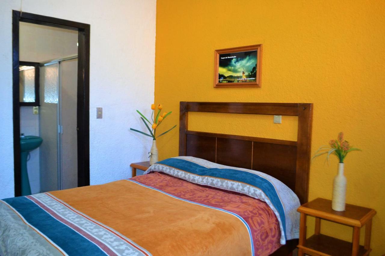 Hotel Delfin Comitan Екстериор снимка