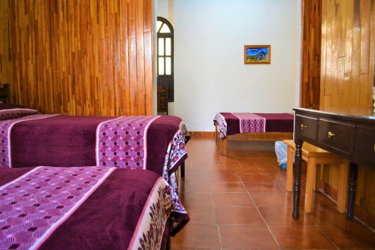 Hotel Delfin Comitan Екстериор снимка