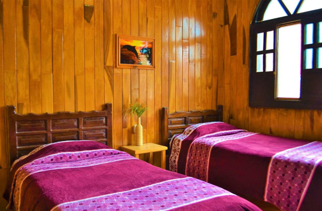 Hotel Delfin Comitan Екстериор снимка